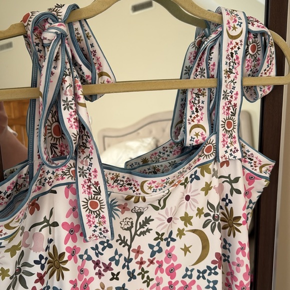 Smith and Quinn dress - Picture 3 of 3